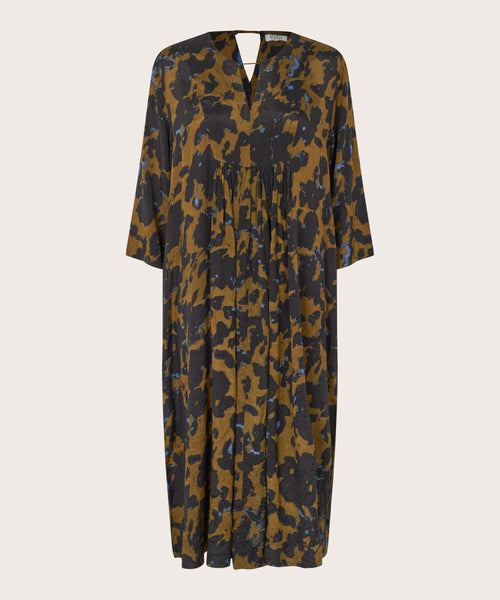 MaNadyne Dress in Breen