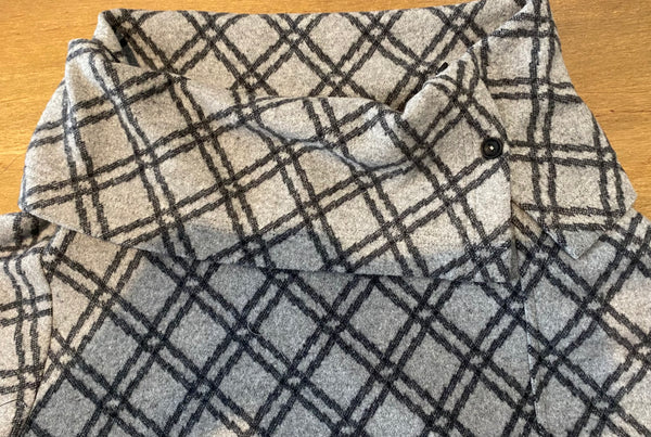 Fleece Top in Silver Grey with Grid Pattern