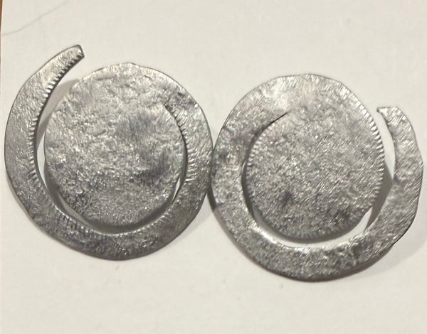 Circle Stud in Black and Silver