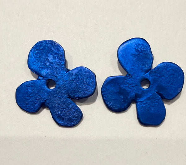 Flower Stud in 3 Colours