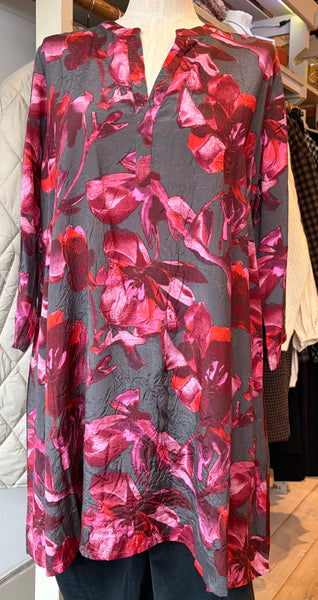 MaGali Tunic in Tibetan Red