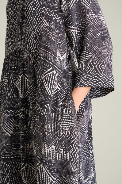 Mono Patchwork Ikat Dress in Black/White